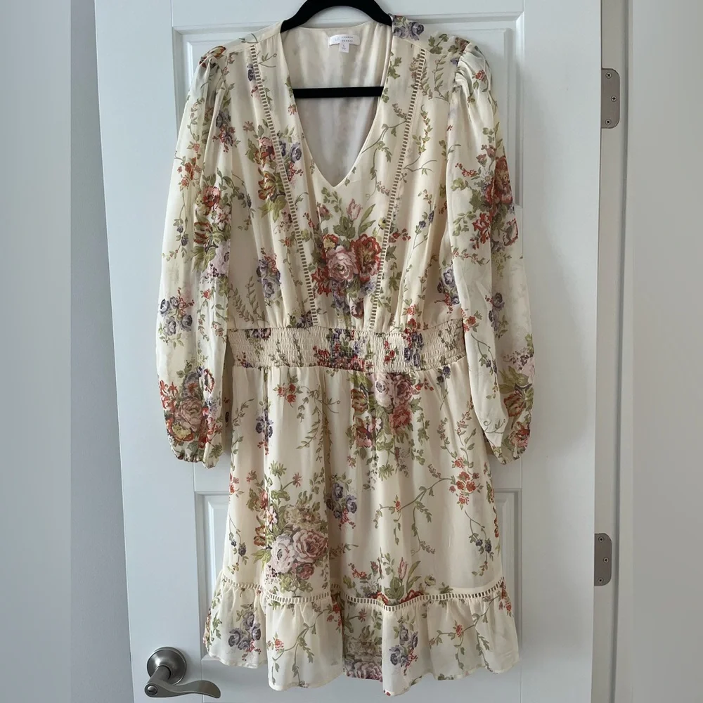 LC Lauren Conrad Cream Floral Long Sleeve V-Neck Dress
